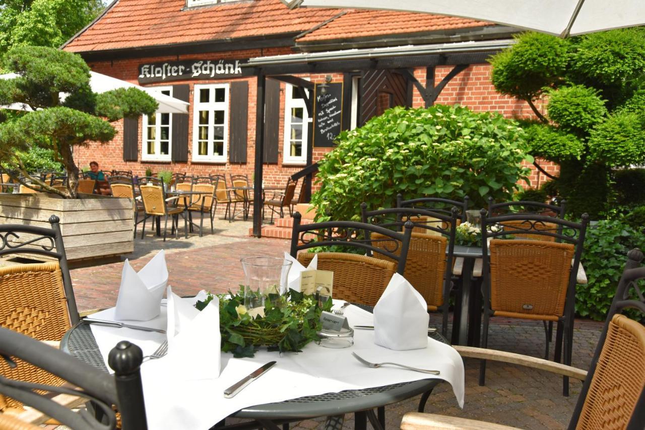 Klosterschaenke Hude Hotel Ferienwohnungen Restaurant Cafe Hude (Oldenburg) Exterior foto